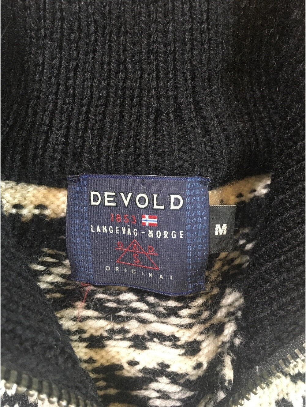 Devold of Norway 100% New Wool Quarter Zip Sweater Medium NWOT - Picture 4 of 7